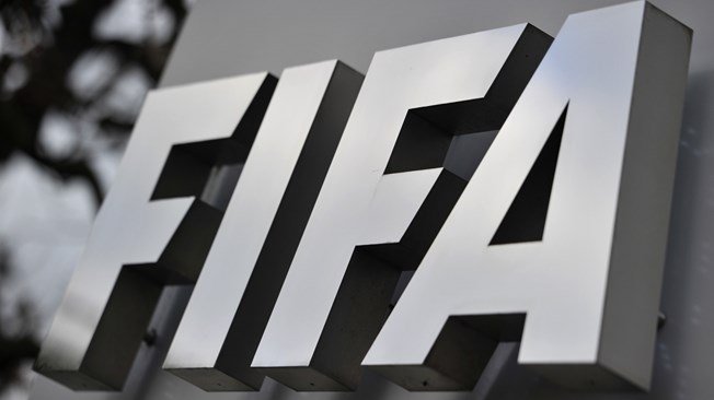 FIFA suspende 20 años a un entrenador congoleño tras abuso de menores