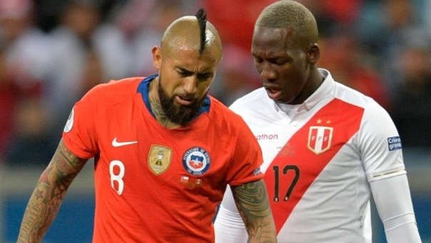 Resultado de imagen para PARTIDO SUSPENDIDO CHILE FRENTE A PERU