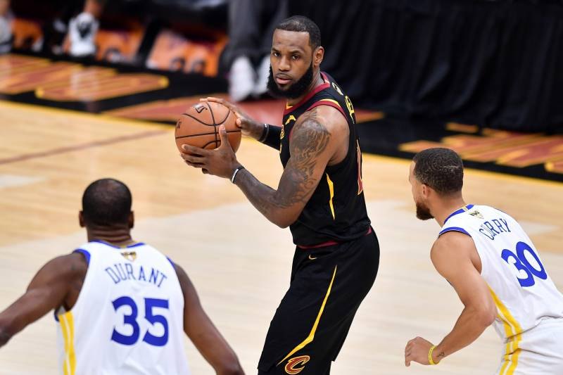 El Jugador Mas Bajo De La Nba Actualmente