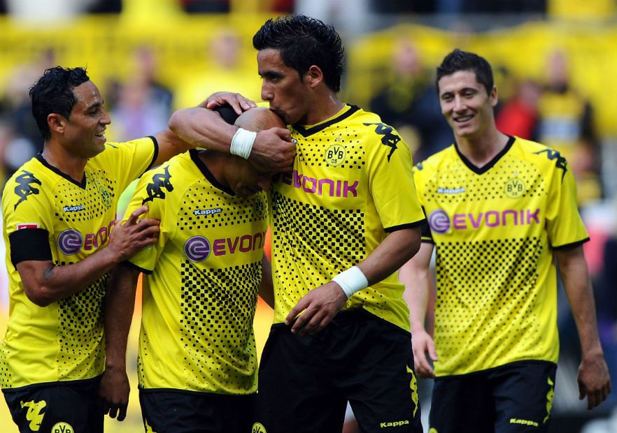 LucasBarrios_Lewandowski_BorussiaDortmund - Versus