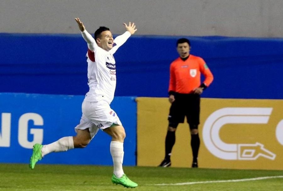 Pinti" tiene nuevo club para jugar el Apertura - Versus