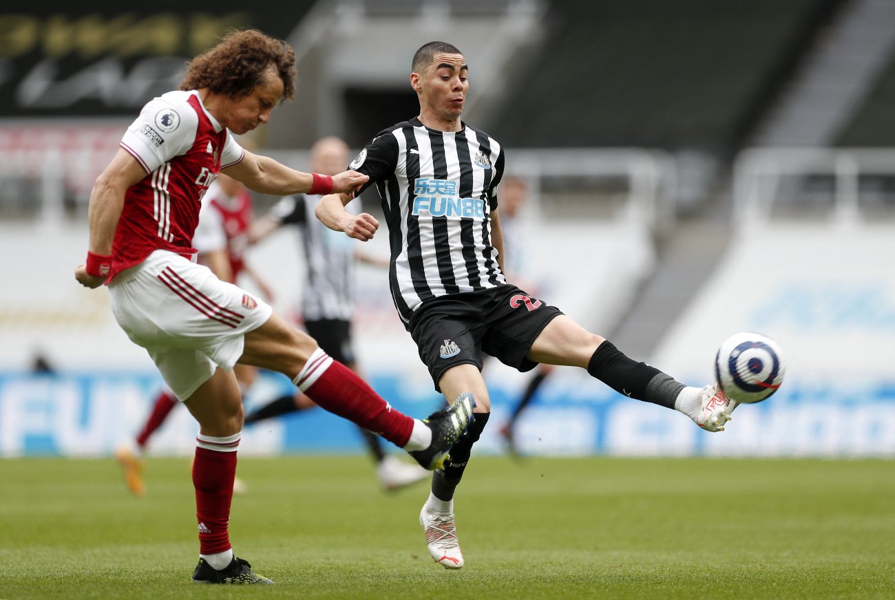 Versus / Con Miguel Almirón, Newcastle fue superado fácilmente por el Arsenal