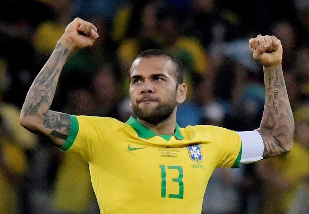 Versus / Dani Alves Liderará La Selección Olímpica Brasileña, En La Que ...